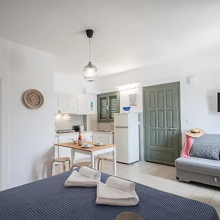 Thama Of 1 Apartment Skiathos Town